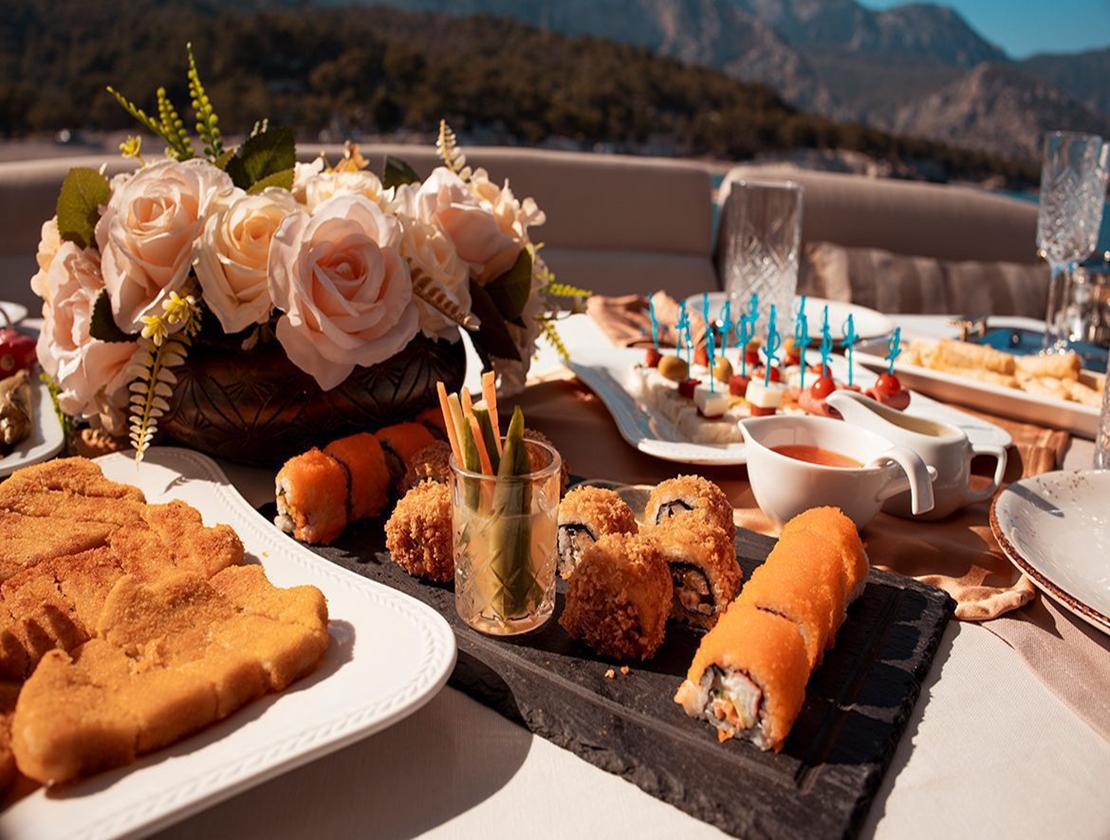 Antalya Custom 73 Built Motor Yacht Rental – 29